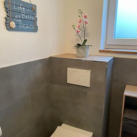 Schoene Wohnung, Sehr Zentral, Ruhig Apartamento