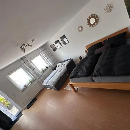 Schoene Wohnung, Sehr Zentral, Ruhig Apartamento